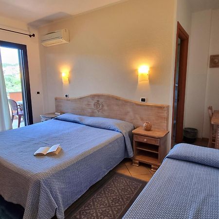 לה מדלנה Hotel Delle Isole מראה חיצוני תמונה
