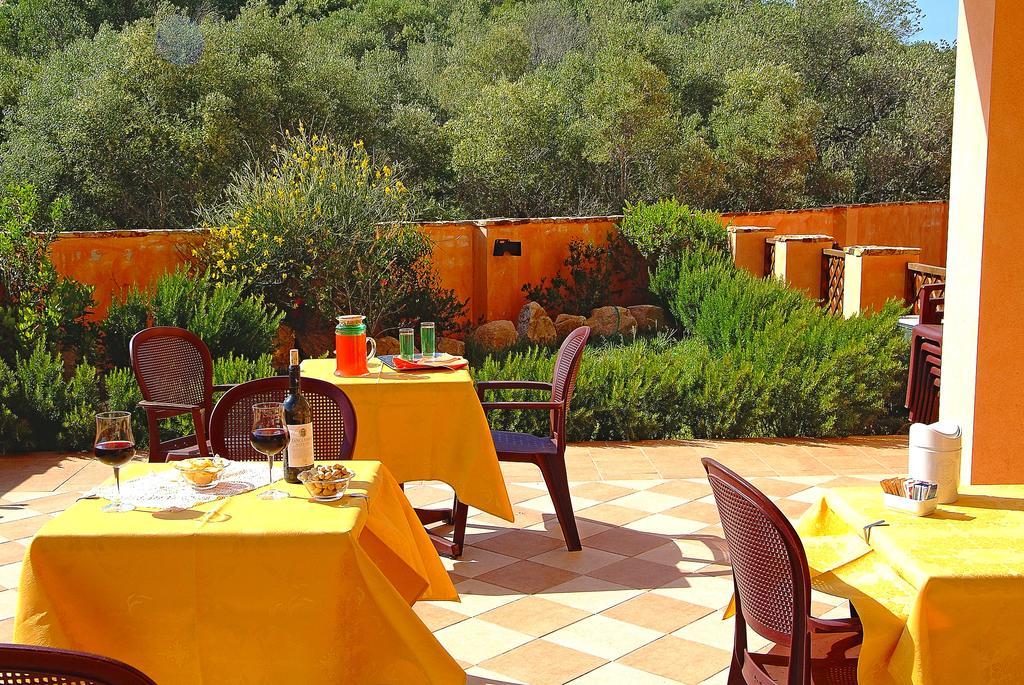 לה מדלנה Hotel Delle Isole מראה חיצוני תמונה